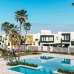 Gemeenschappelijke tuin en zwembad van Nieuwbouw Huis Te koop in Dénia in Spanje, gelegen aan de Costa Blanca-Noord