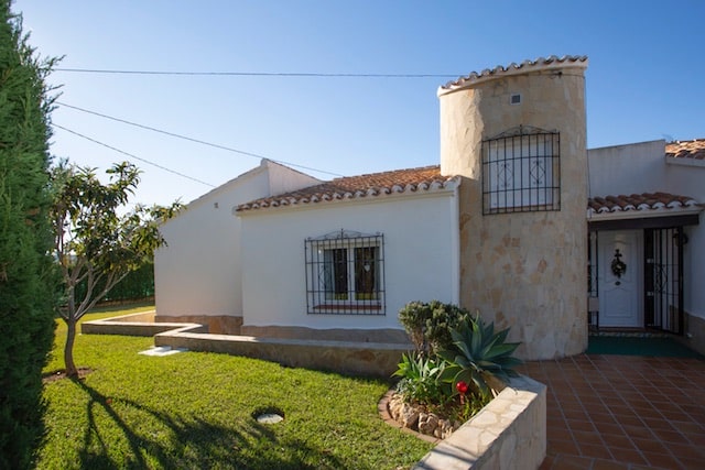 Villa Te koop in Javea in Spanje, gelegen aan de Costa Blanca-Noord