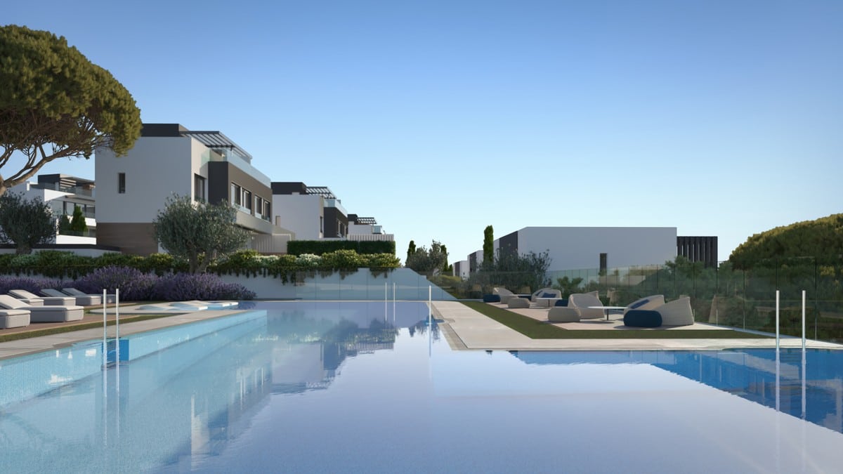 Gemeenschappelijk zwembad van Nieuwbouw Huis Te koop in Estepona in Spanje, gelegen aan de Costa del Sol-West