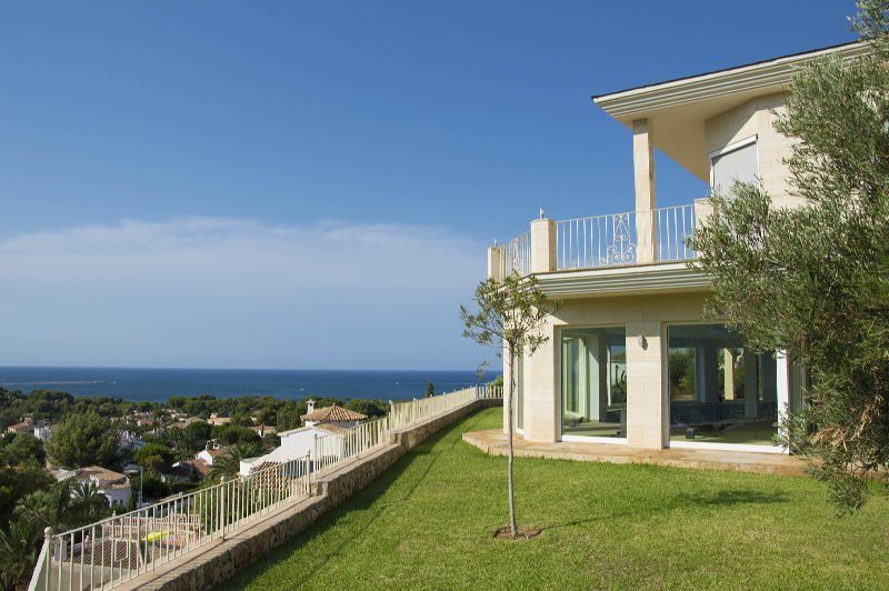 Villa Te koop in Denia in Spanje, gelegen aan de Costa Blanca-Noord