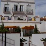 Vooraanzicht Hostel Te koop in Nerja in Spanje, gelegen aan de Costa del Sol-Oost