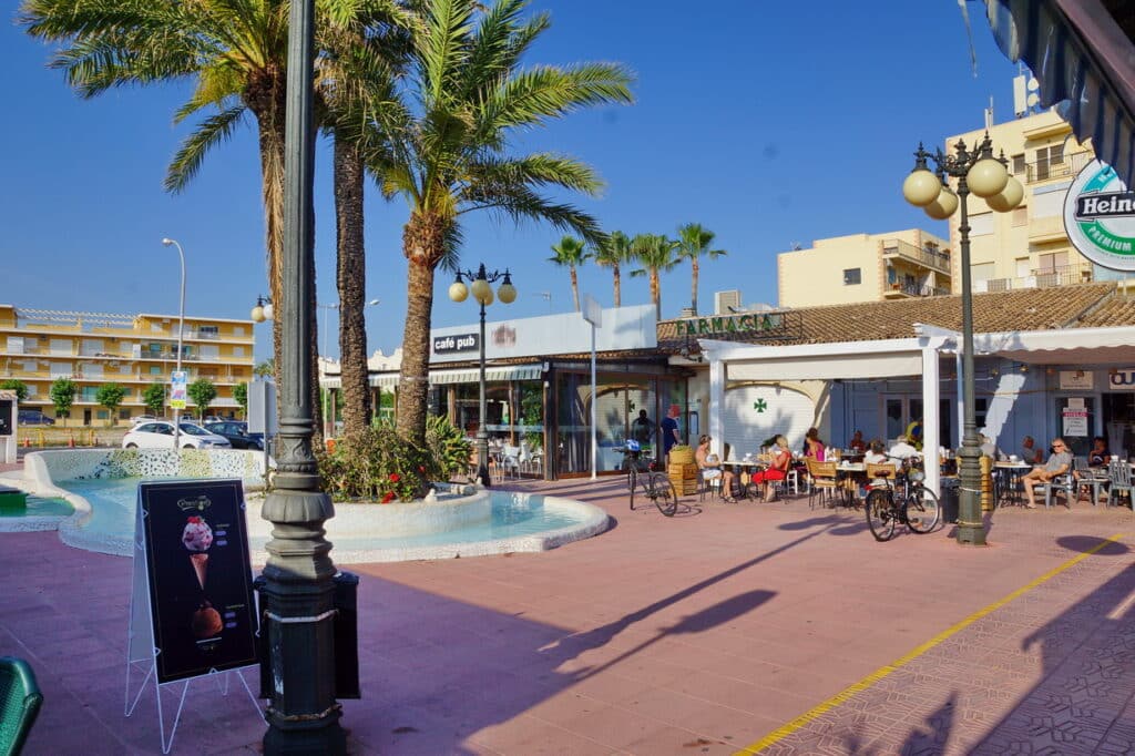 Commercieel Te koop in Denia in Spanje, gelegen aan de Costa Blanca-Noord