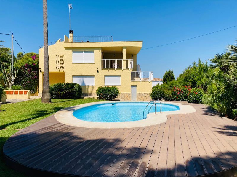 Villa Te koop in Javea in Spanje, gelegen aan de Costa Blanca-Noord