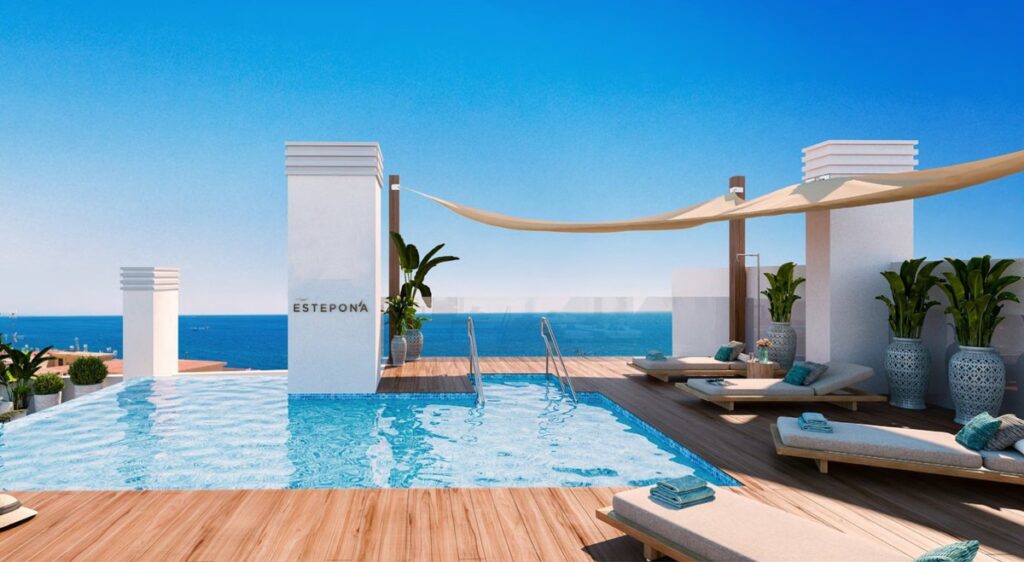 Zwembad met zeezicht Appartement Te koop in Estepona in Spanje, gelegen aan de Costa del Sol-West
