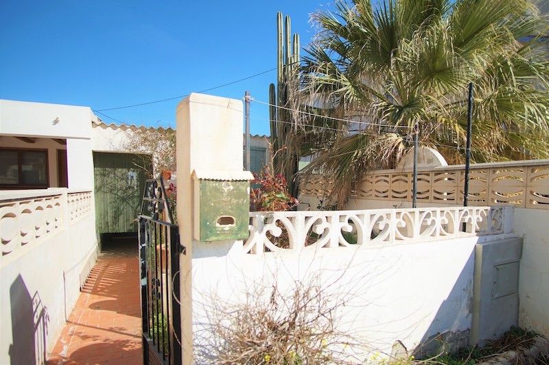 Huis Te koop in Denia in Spanje, gelegen aan de Costa Blanca-Noord