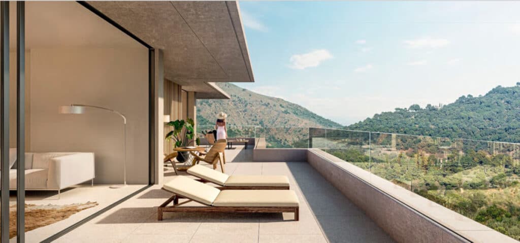 Terras met ruim uitzicht van Nieuwbouw Appartement Te koop in Benahavis in Spanje, gelegen aan de Costa del Sol-West