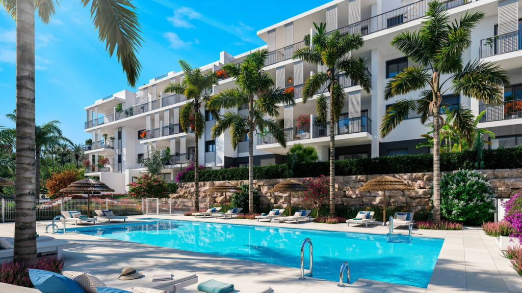 Gemeenschappelijk zwembad en gebouw van Nieuwbouw Appartementen Te koop in Estepona in Spanje, gelegen aan de Costa del Sol-West