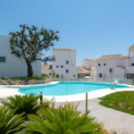 Gemeenschappelijke tuin en zwembad van Nieuwbouw Appartementen Te koop in Marbella in Spanje, gelegen aan de Costa del Sol-West