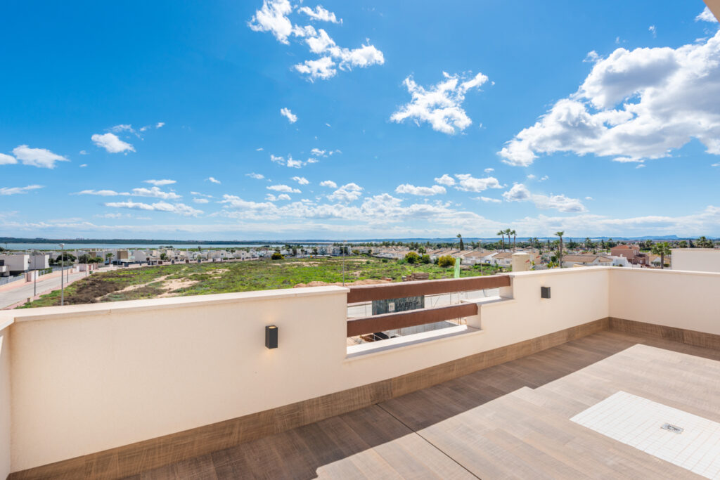 Nieuwbouw Villa Te koop in Los Montesinos in Spanje, gelegen aan de Costa Blanca-Zuid