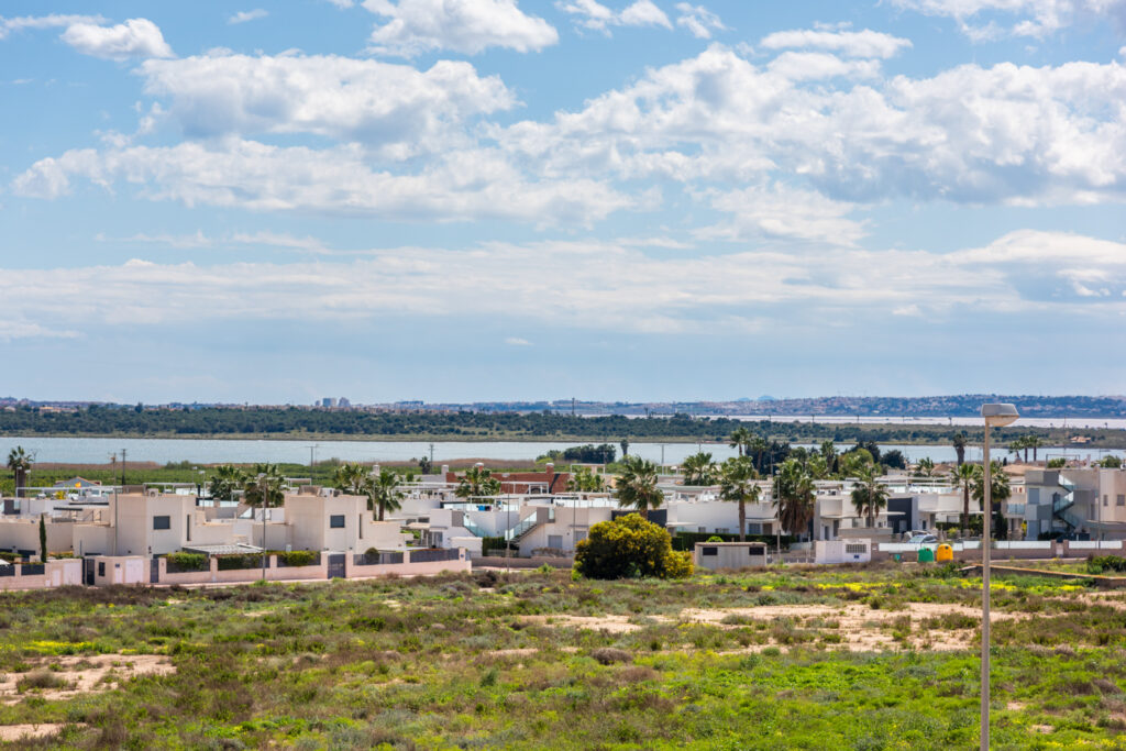 Nieuwbouw Villa Te koop in Los Montesinos in Spanje, gelegen aan de Costa Blanca-Zuid