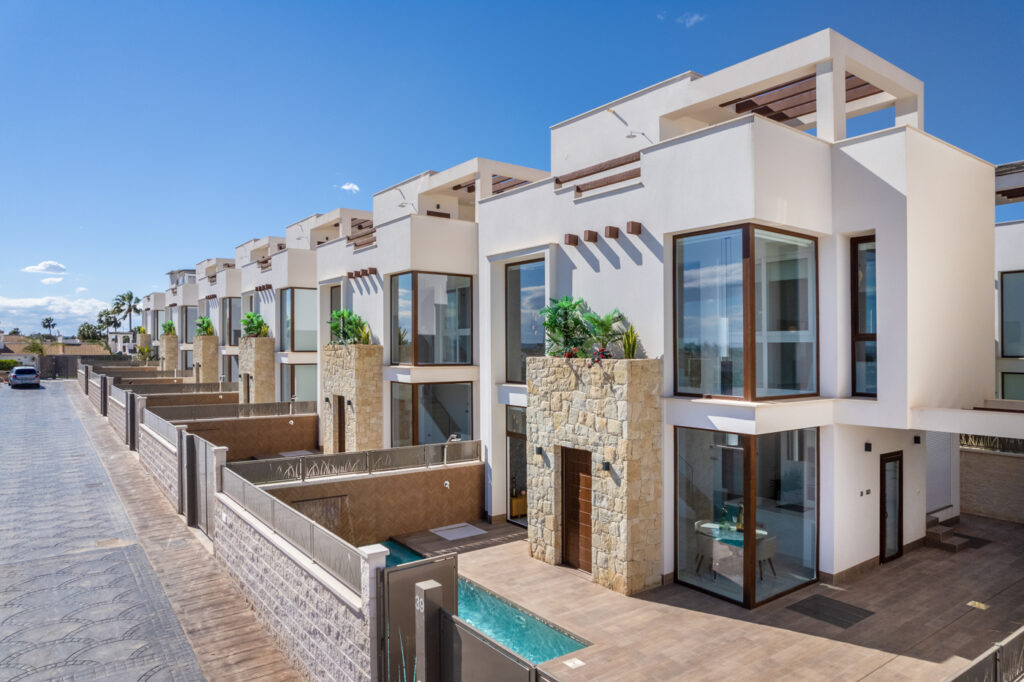 Nieuwbouw Villa Te koop in Los Montesinos in Spanje, gelegen aan de Costa Blanca-Zuid