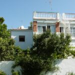 Vooraanzicht van resale huis in Nerja in Spanje, gelegen aan de  Costa del Sol-Oost