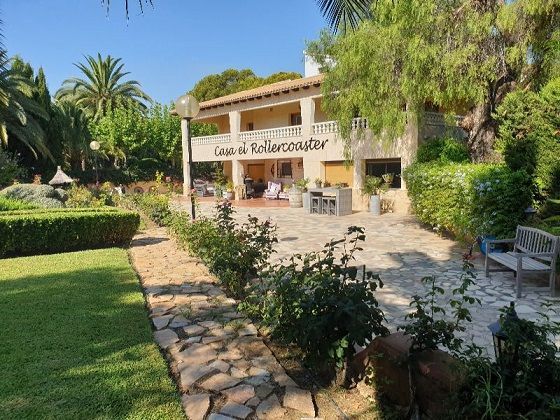 Villa Te koop in Alfaz del Pi in Spanje, gelegen aan de Costa Blanca-Noord