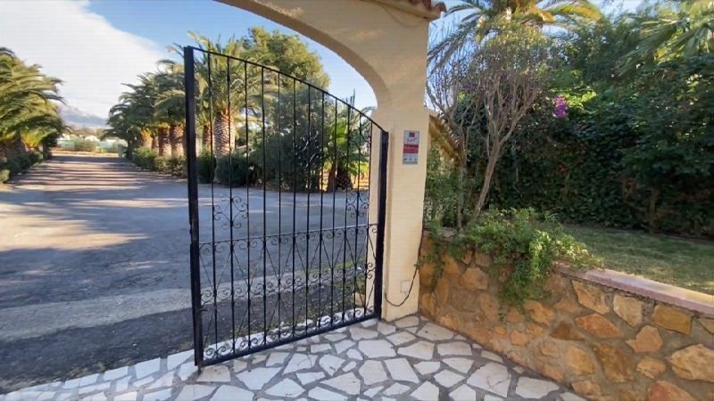 Villa Te koop in Alfaz del Pi in Spanje, gelegen aan de Costa Blanca-Noord