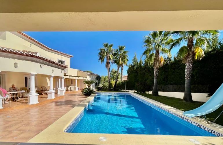 Villa Te koop in Javea in Spanje, gelegen aan de 