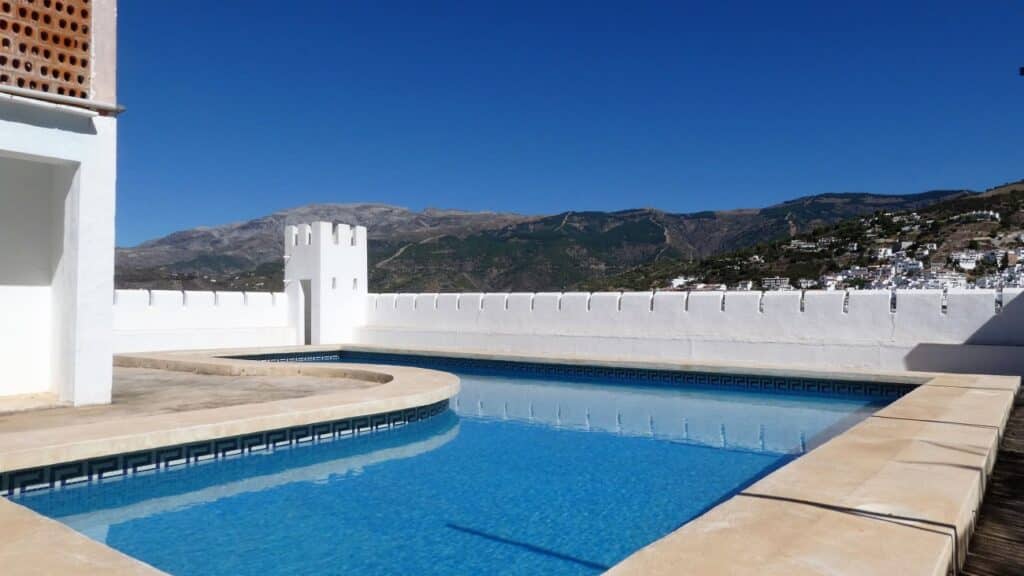 Villa Te koop in Competa in Spanje, gelegen aan de 