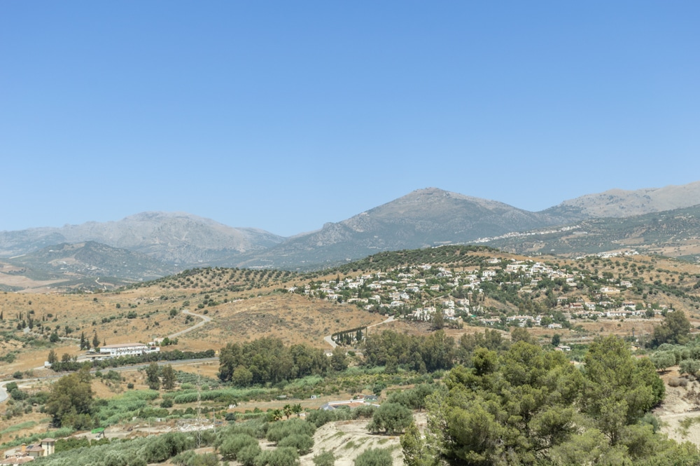 Villa Te koop in Vinuela in Spanje, gelegen aan de 